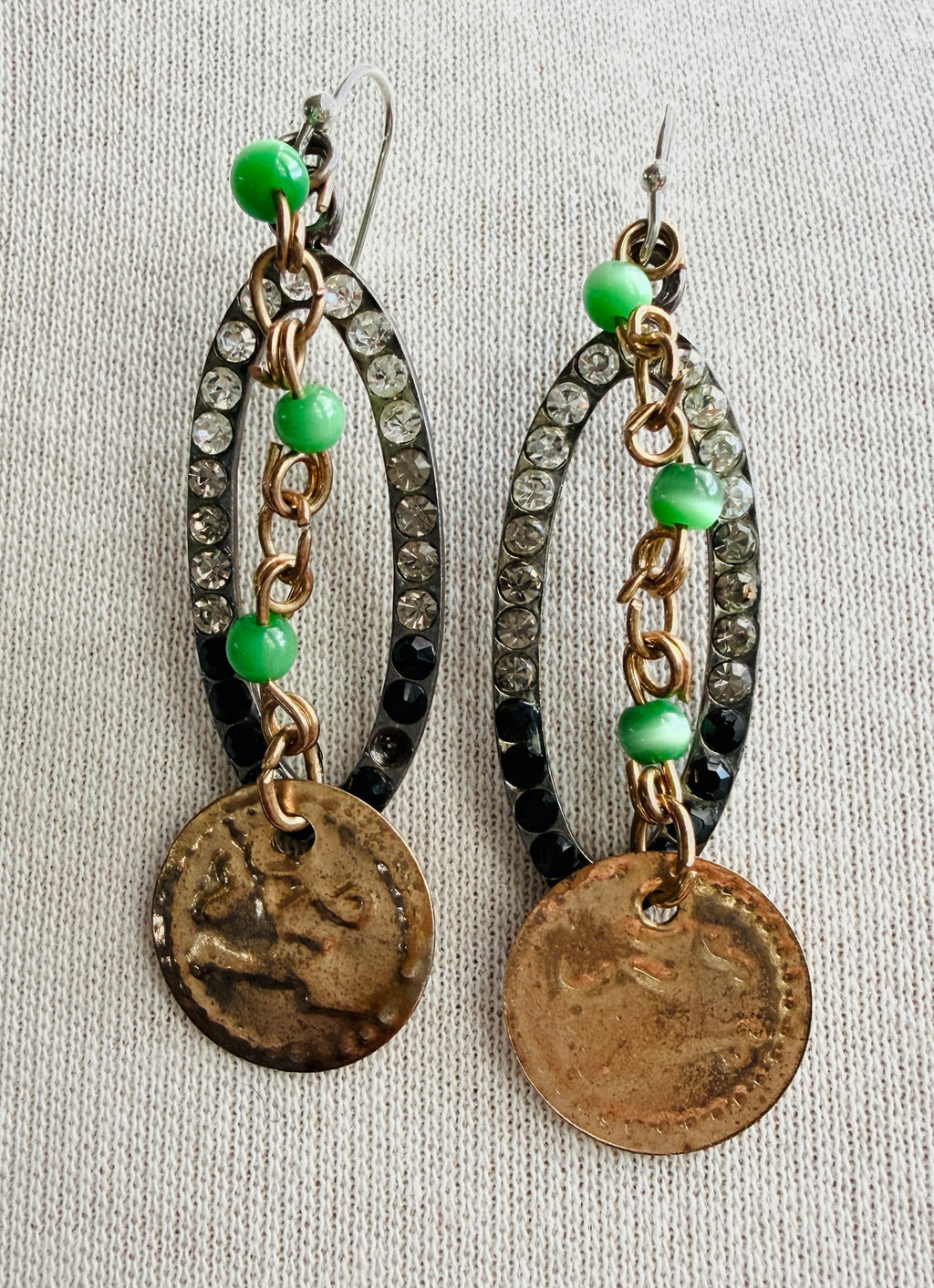 Cecil and Gunn - Earrings - Mixed up earrings - Cecil and Gunn