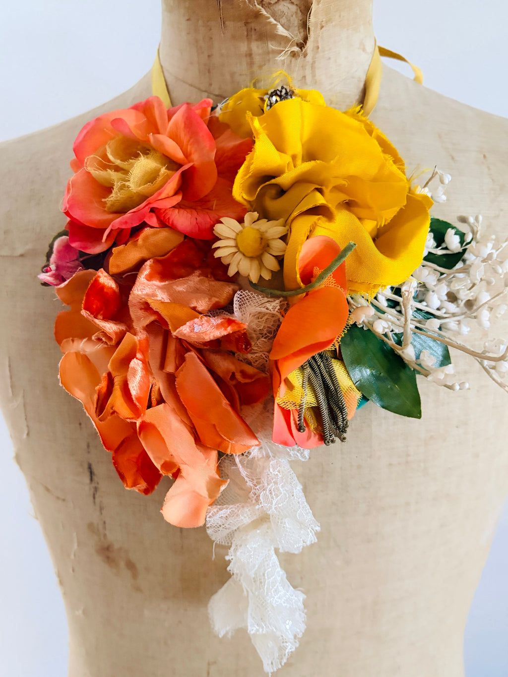 Cecil and Gunn - Flower Bomb - Apricot Jam - Cecil and Gunn