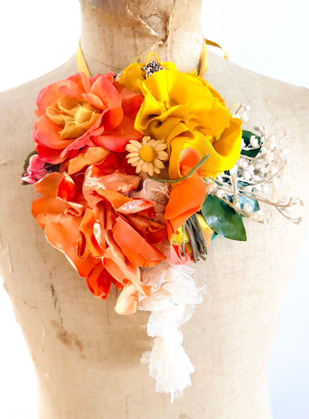Cecil and Gunn - Flower Bomb - Apricot Jam - Cecil and Gunn
