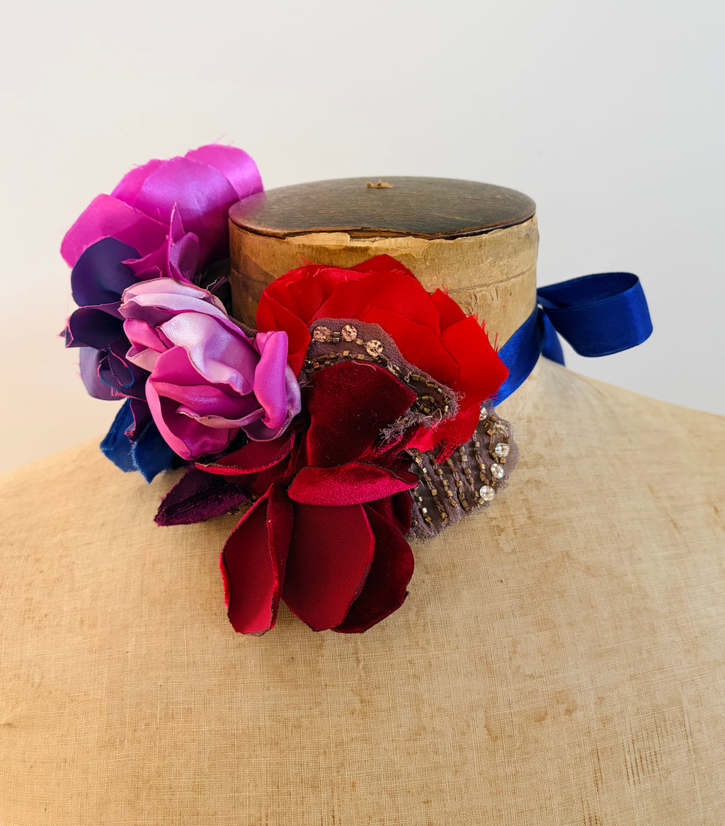 Cecil and Gunn - Flower Bomb - Sir Cuffs Alot Blushes - Cecil and Gunn
