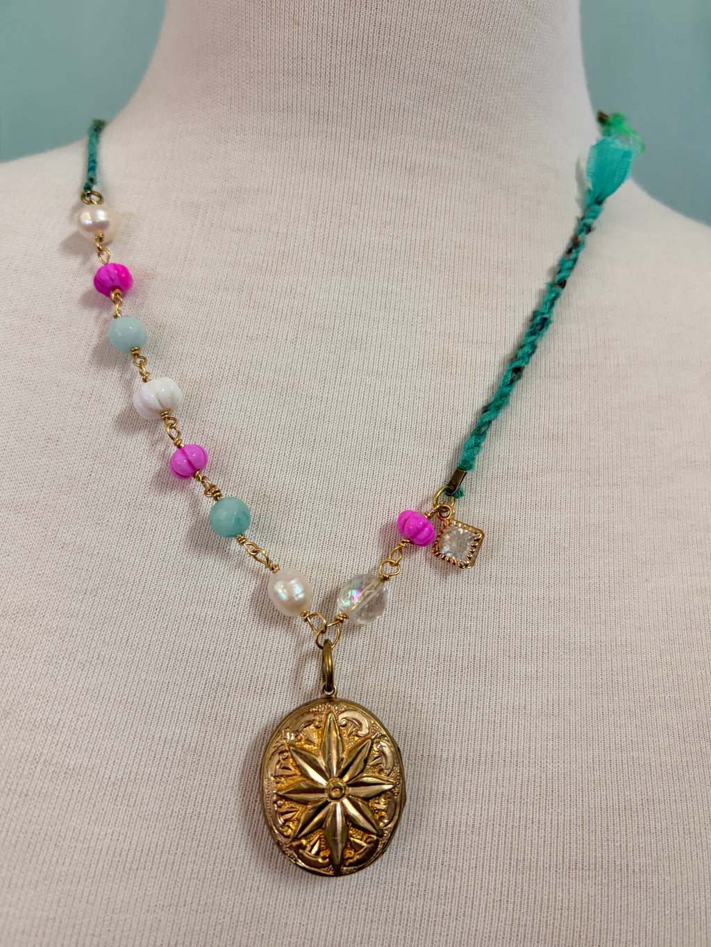 Cecil and Gunn - Necklace - Cut Flowers - Cecil and Gunn
