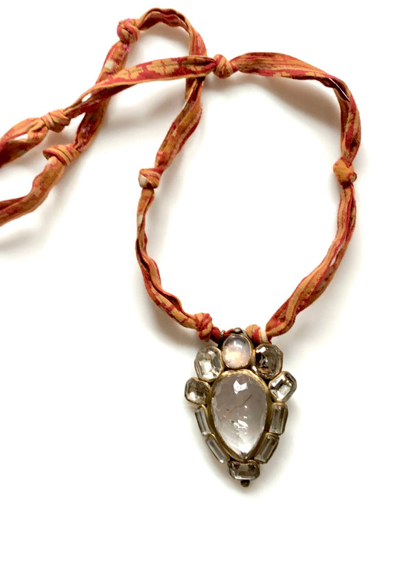 Cecil and Gunn - Necklace - I will shield you and add curry - Cecil and Gunn