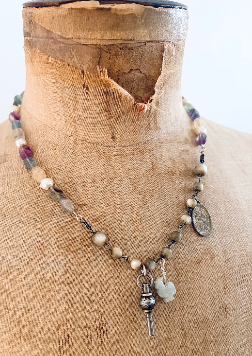 Cecil and Gunn - Necklace - Little Rooster - Cecil and Gunn