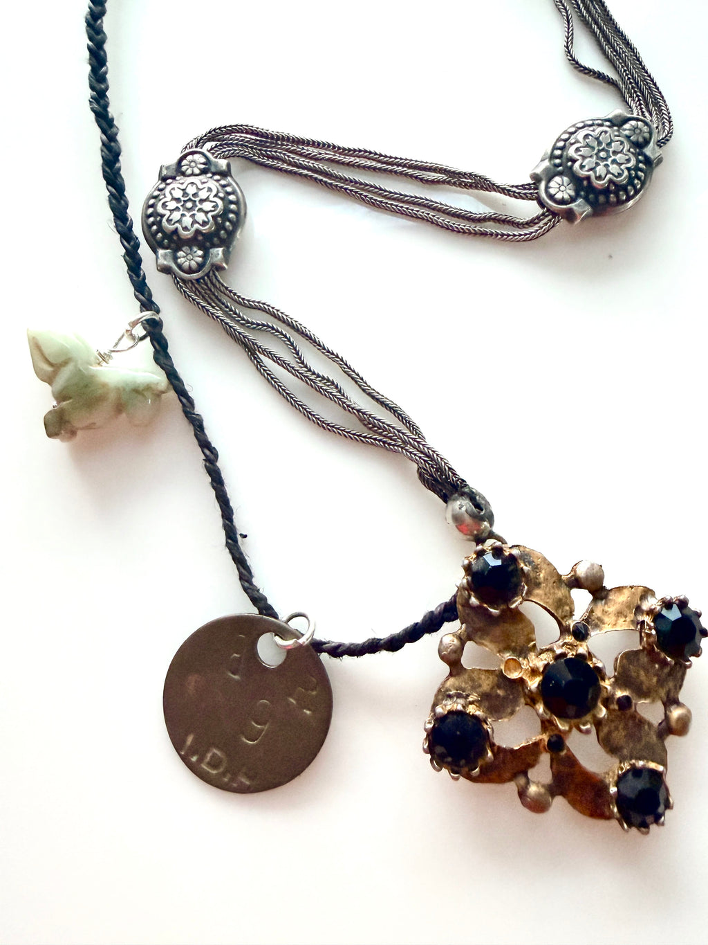 Cecil and Gunn - Necklace - The Lion King - Cecil and Gunn