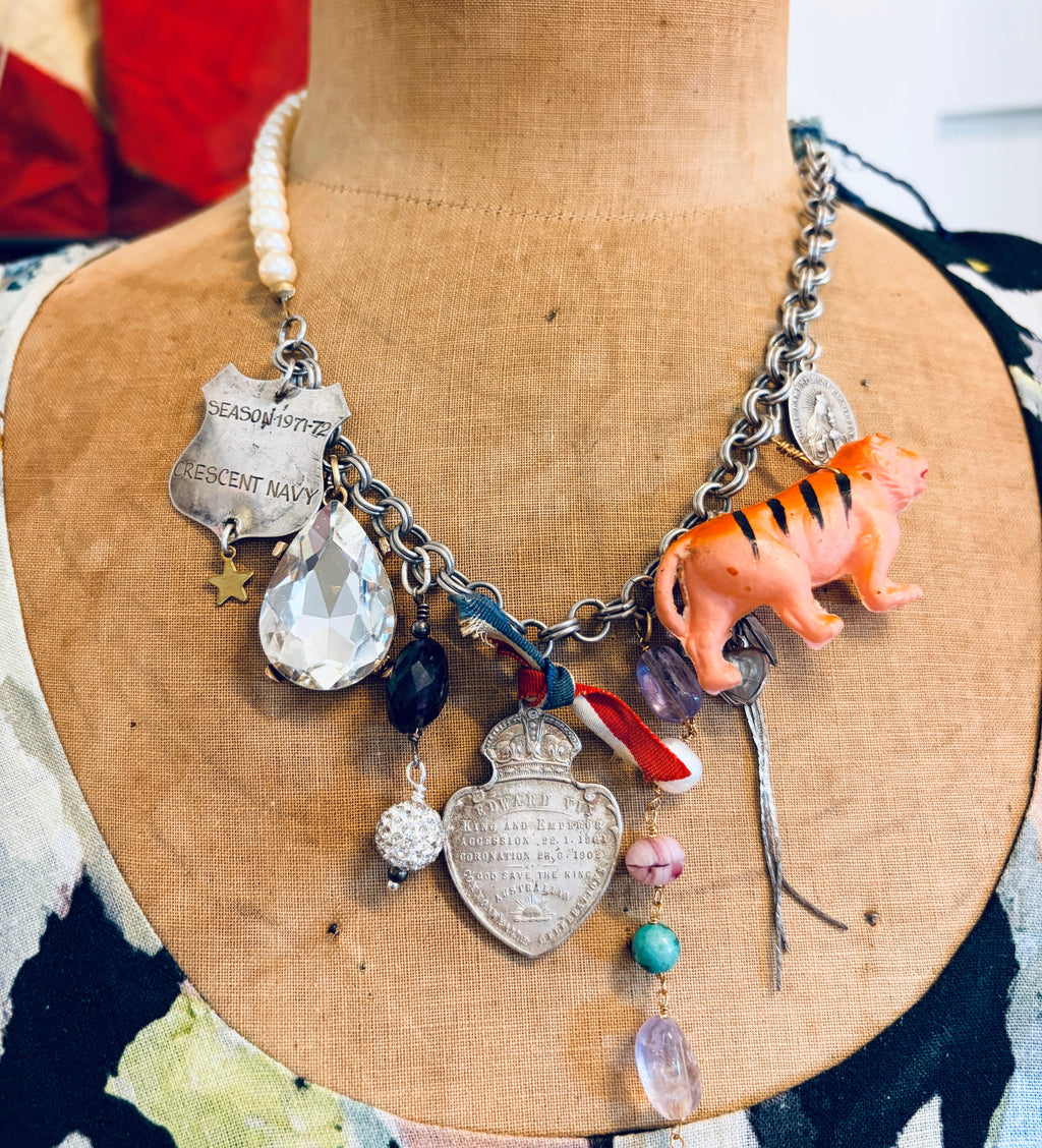 Cecil and Gunn - Necklace - Tiger on a wire - Cecil and Gunn