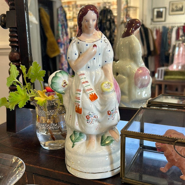 Cecil & Gunn Collections - Decor - Girl sitting on a Plant - Cecil and Gunn