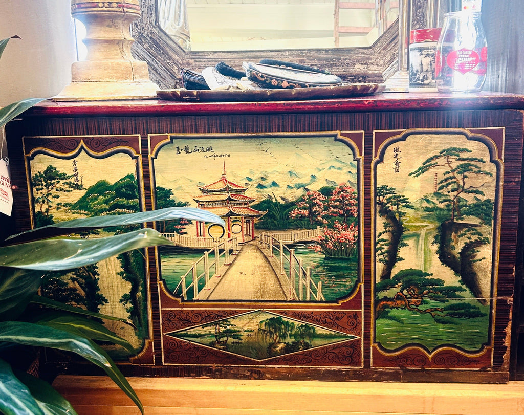 Cecil & Gunn Collections - Furniture - 19th century Lacquer chest - Cecil and Gunn