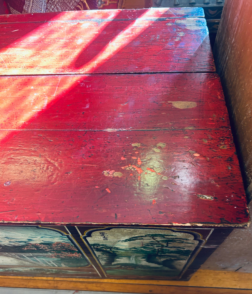 Cecil & Gunn Collections - Furniture - 19th century Lacquer chest - Cecil and Gunn