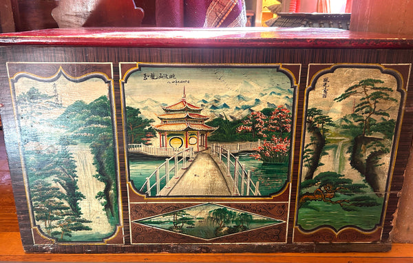 Cecil & Gunn Collections - Furniture - 19th century Lacquer chest - Cecil and Gunn