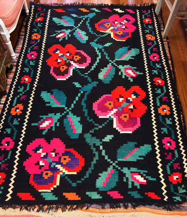 Cecil & Gunn Collections - Rug - Romanian Wool vintage Rug - Cecil and Gunn