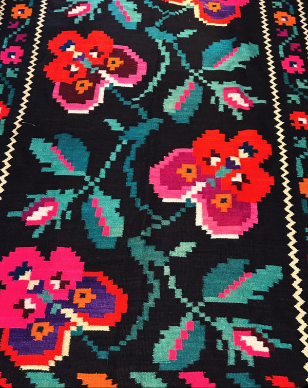 Cecil & Gunn Collections - Rug - Romanian Wool vintage Rug - Cecil and Gunn