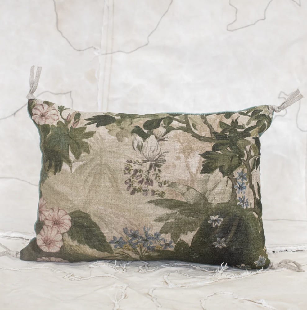En fil d' Indienne - Cushions - Flower Cushion - Cecil and Gunn