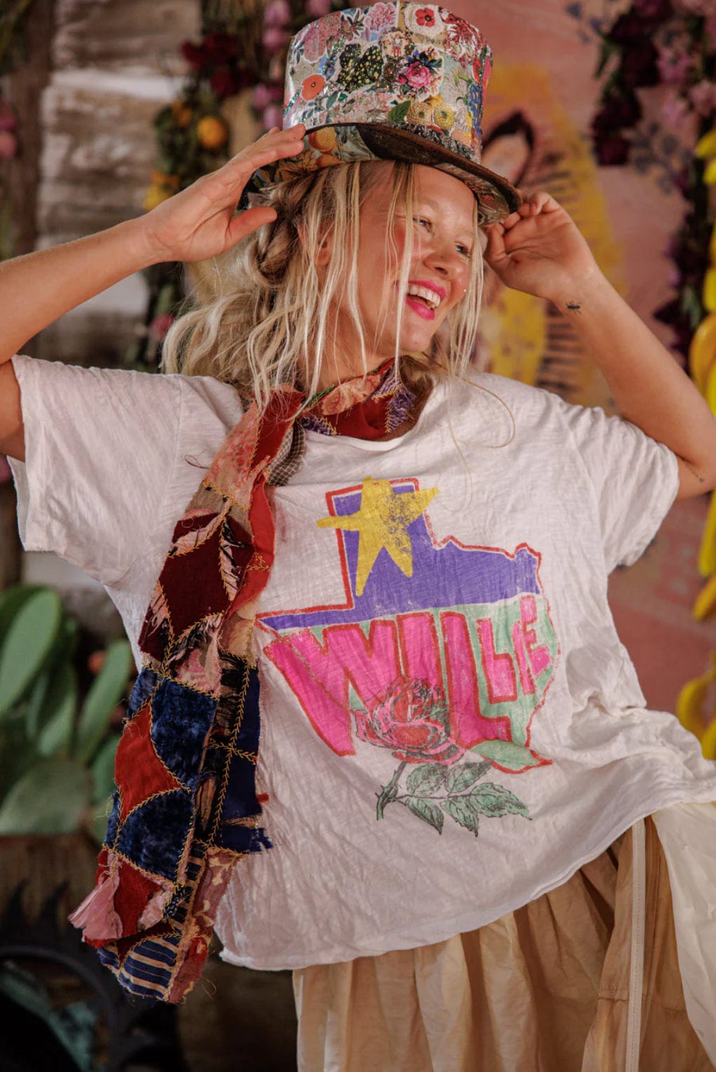 Magnolia Pearl - Top - Blue Eyes Willie Tee 2846 - Cecil and Gunn