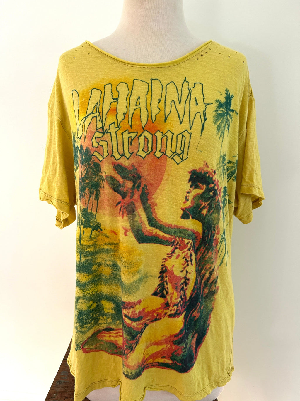 Magnolia Pearl - Tops - Lahaina Tee - Cecil and Gunn