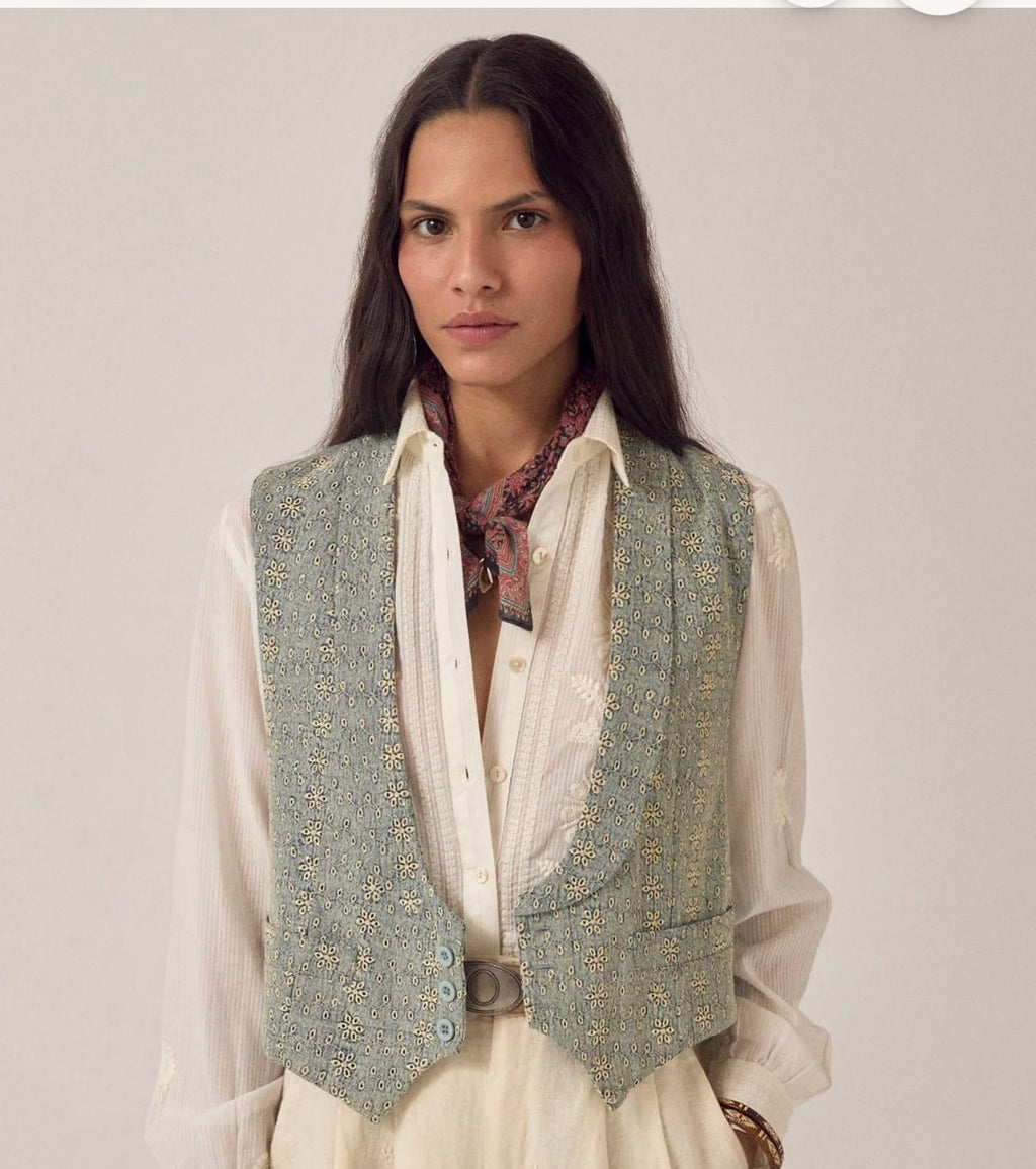 Maison Hotel - Top - Florence Vest - Cecil and Gunn