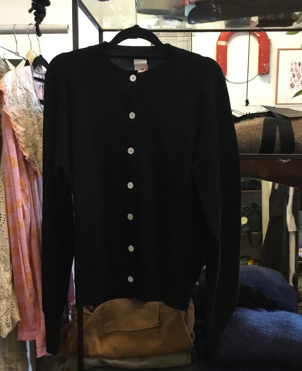 Montaigne - Cardigan - Minimalist Lambswool Cardiganu - Cecil and Gunn